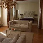 Italia Inn