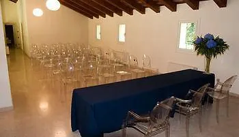 Italia Herberg