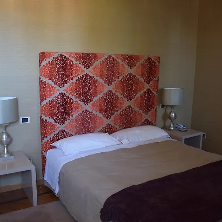 Italia Inn 2*